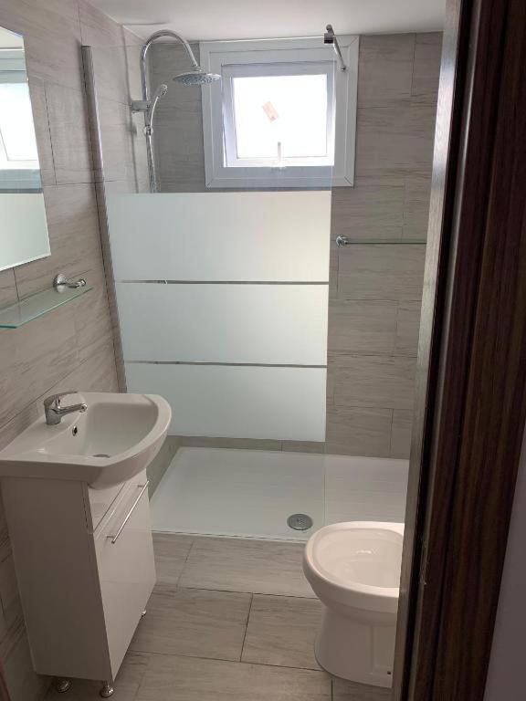 Luxury Suites *
