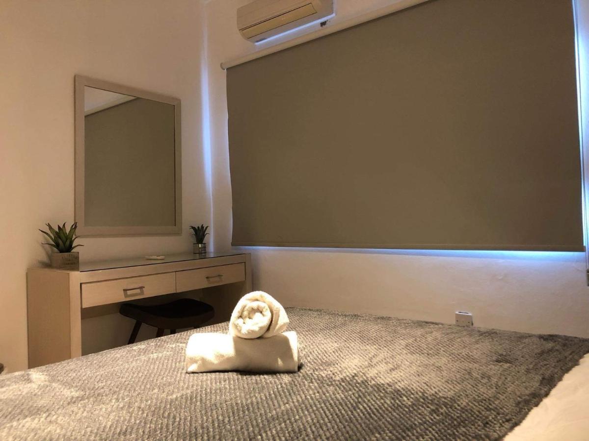 Luxury Suites *